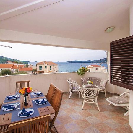 Apartment Meri Razanj With Sea View Екстериор снимка