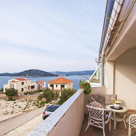 Apartment Meri Razanj With Sea View Екстериор снимка